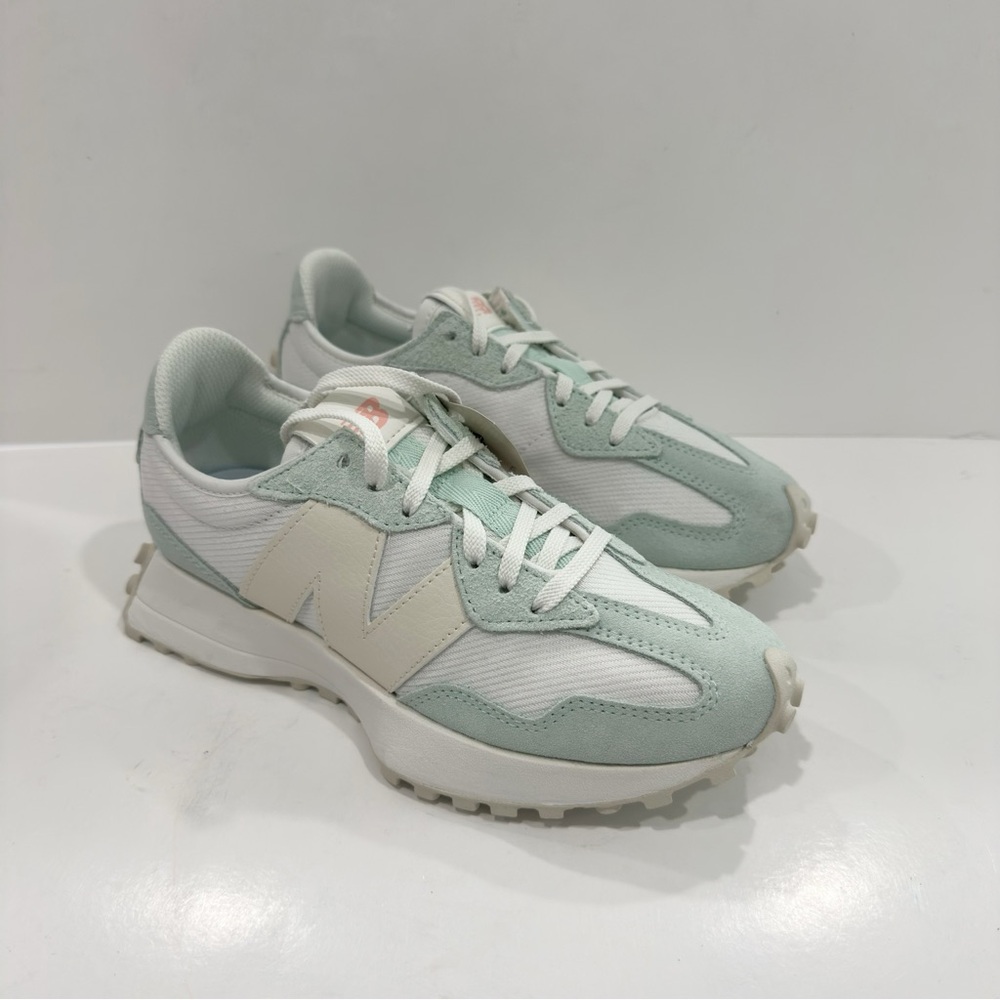 New Balance Women’s Mint Green & White Athletic Sneakers